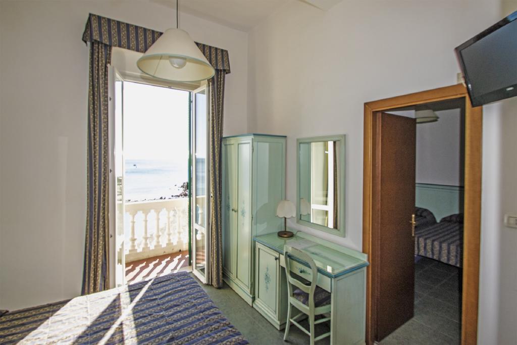 Hotel Baia Monterosso al Mare Ngoại thất bức ảnh