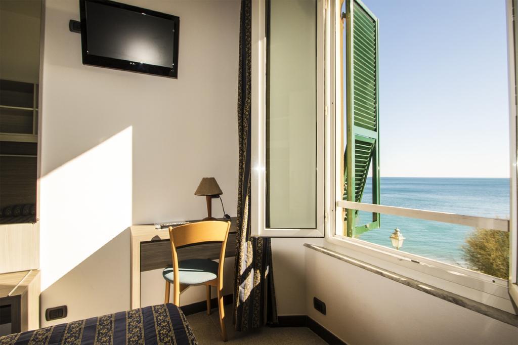 Hotel Baia Monterosso al Mare Ngoại thất bức ảnh